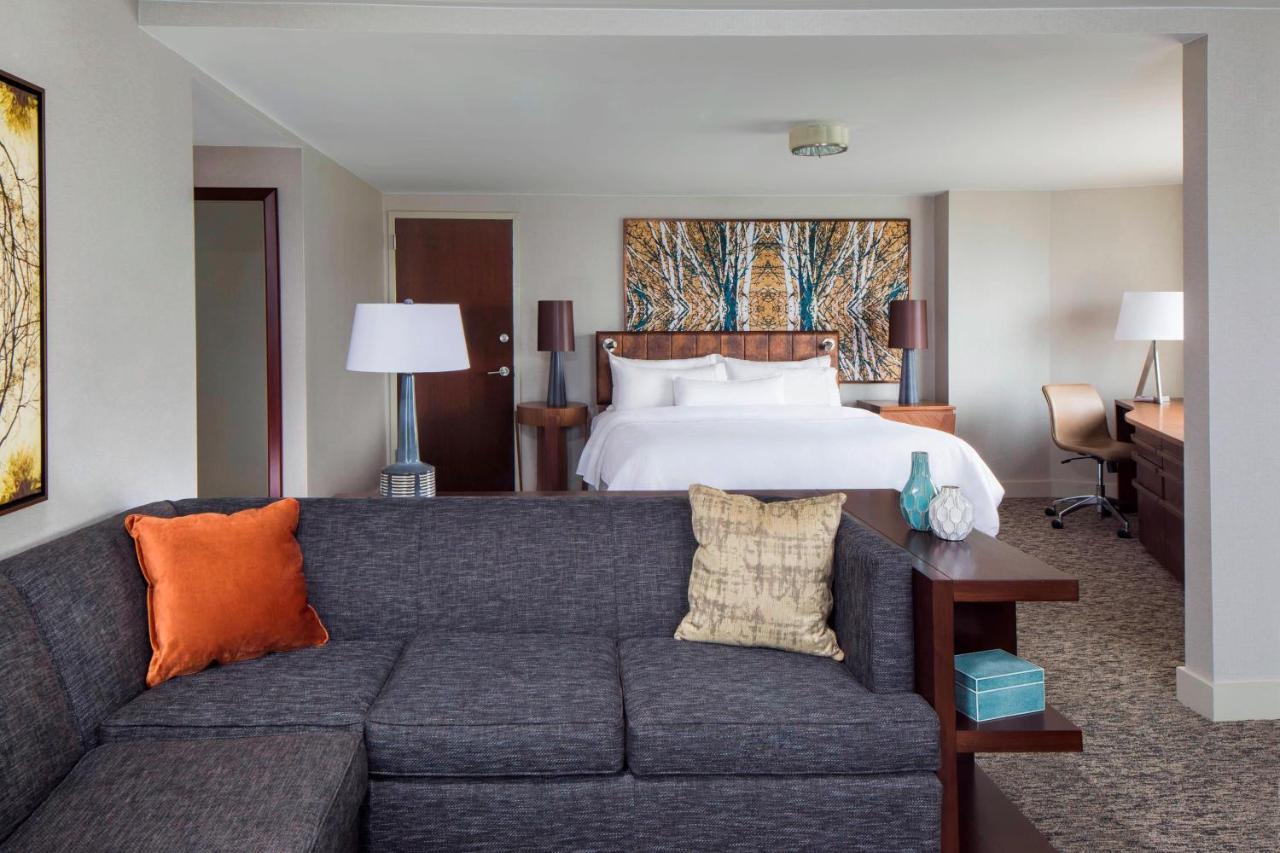 The Westin Jersey City Newport Екстериор снимка